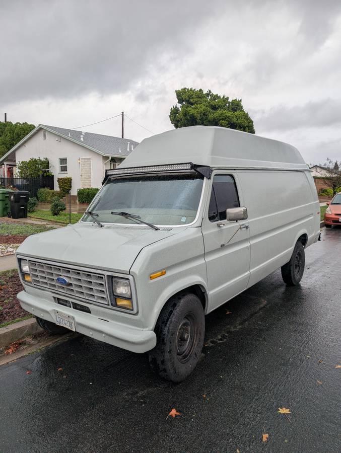 Ford-e350-diesel-1990-grey-1