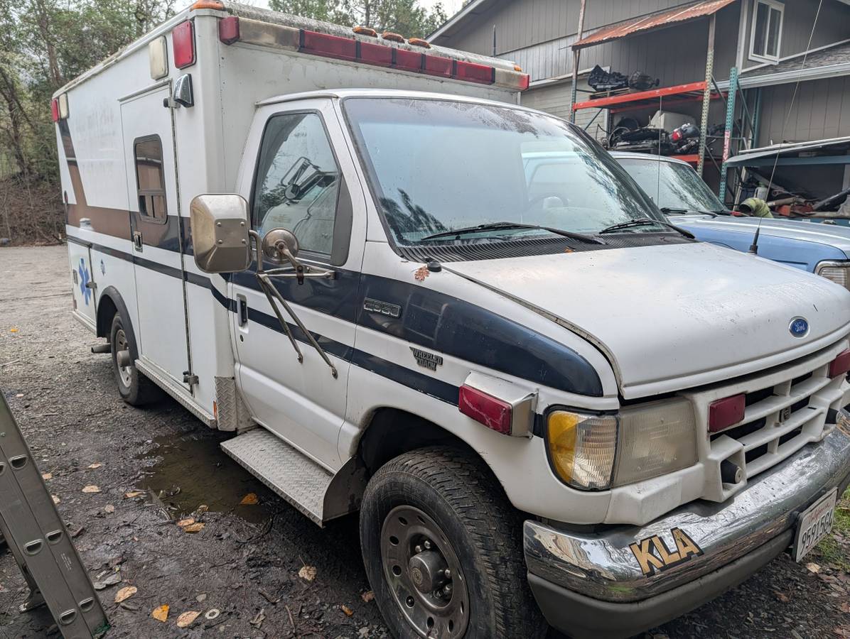 Ford-e350-diesel-1995-white-5