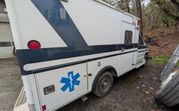 Ford-e350-diesel-1995-white-6