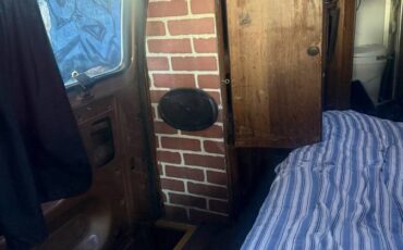 Ford-e350-econoline-van-1986-black-11