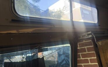 Ford-e350-econoline-van-1986-black-6