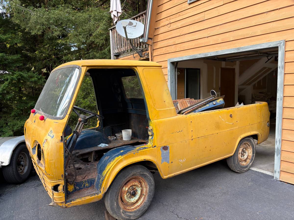 Ford-econoline-1963-yellow-2