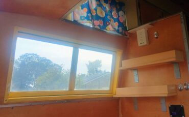 Ford-econoline-1969-12