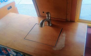 Ford-econoline-1969-17