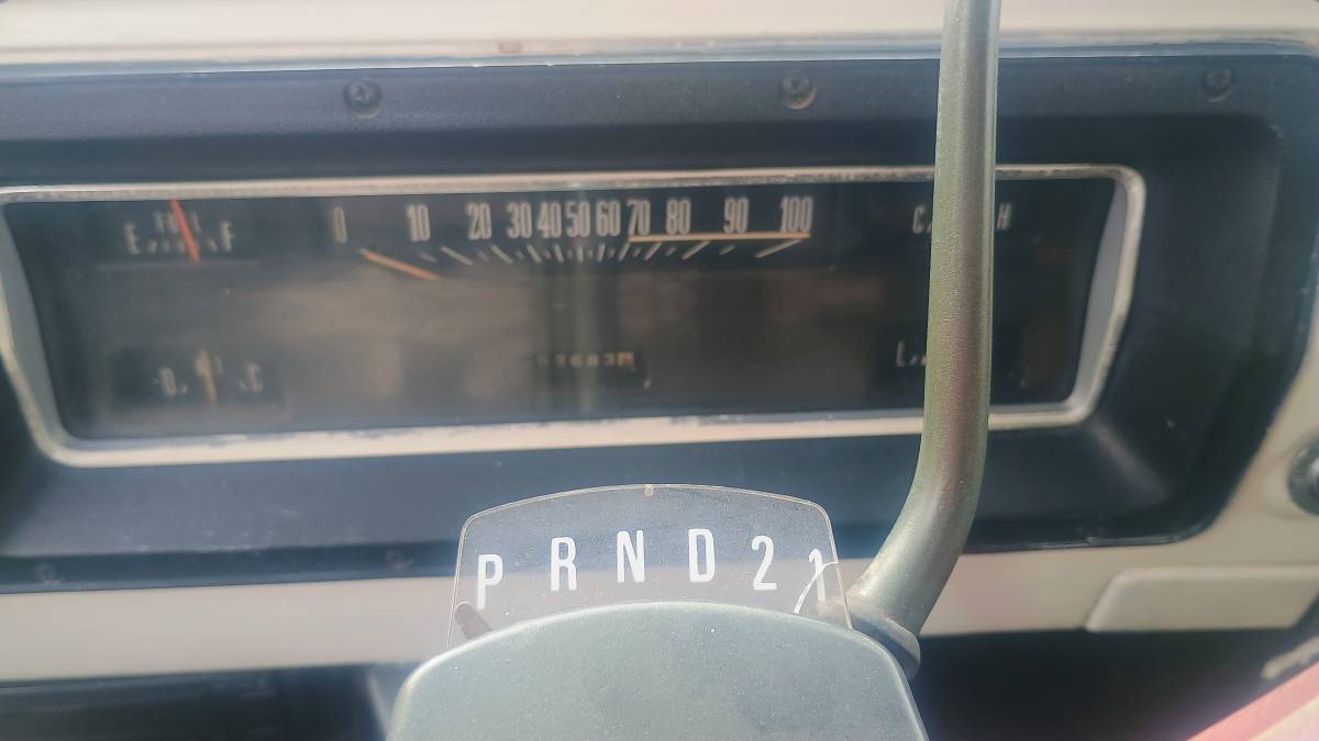 Ford-econoline-1969-21