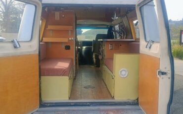 Ford-econoline-1969-9