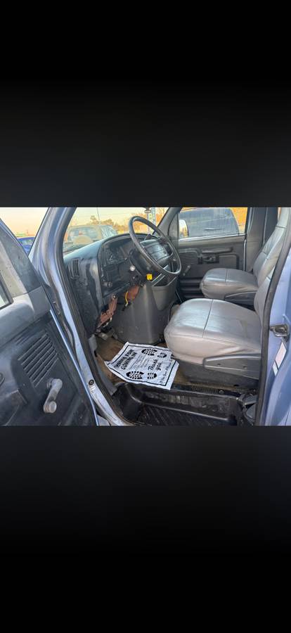 Ford-econoline-1995-blue-4