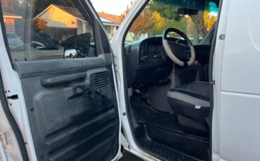 Ford-econoline-e150-cargo-van-1995-white-10