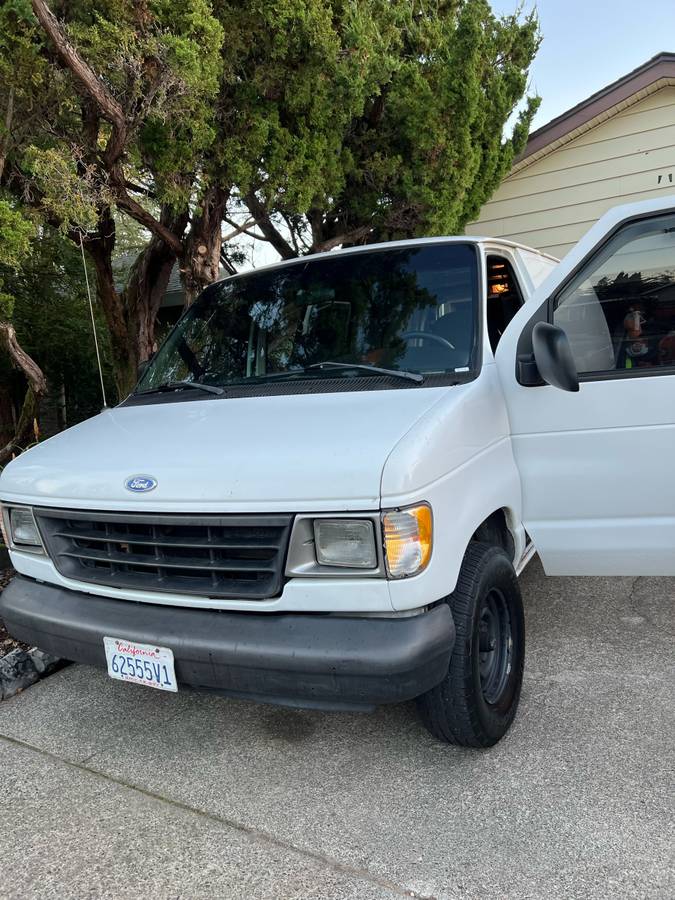 Ford-econoline-e150-cargo-van-1995-white-12