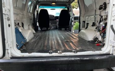 Ford-econoline-e150-cargo-van-1995-white-14