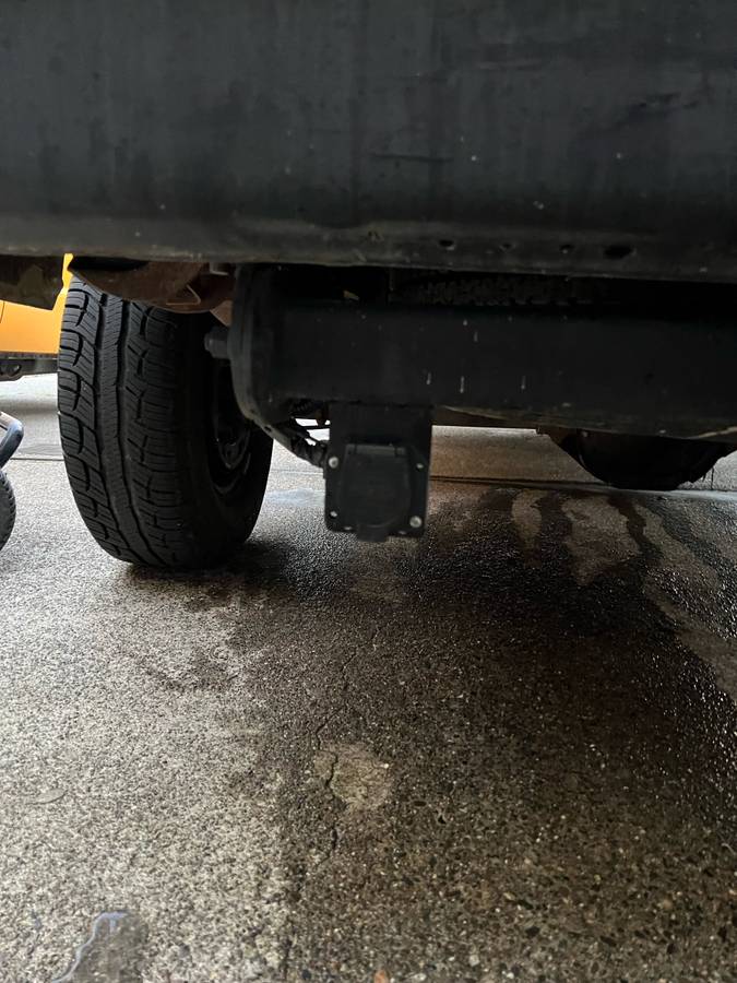 Ford-econoline-e150-cargo-van-1995-white-15