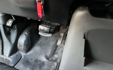 Ford-econoline-e150-cargo-van-1995-white-4