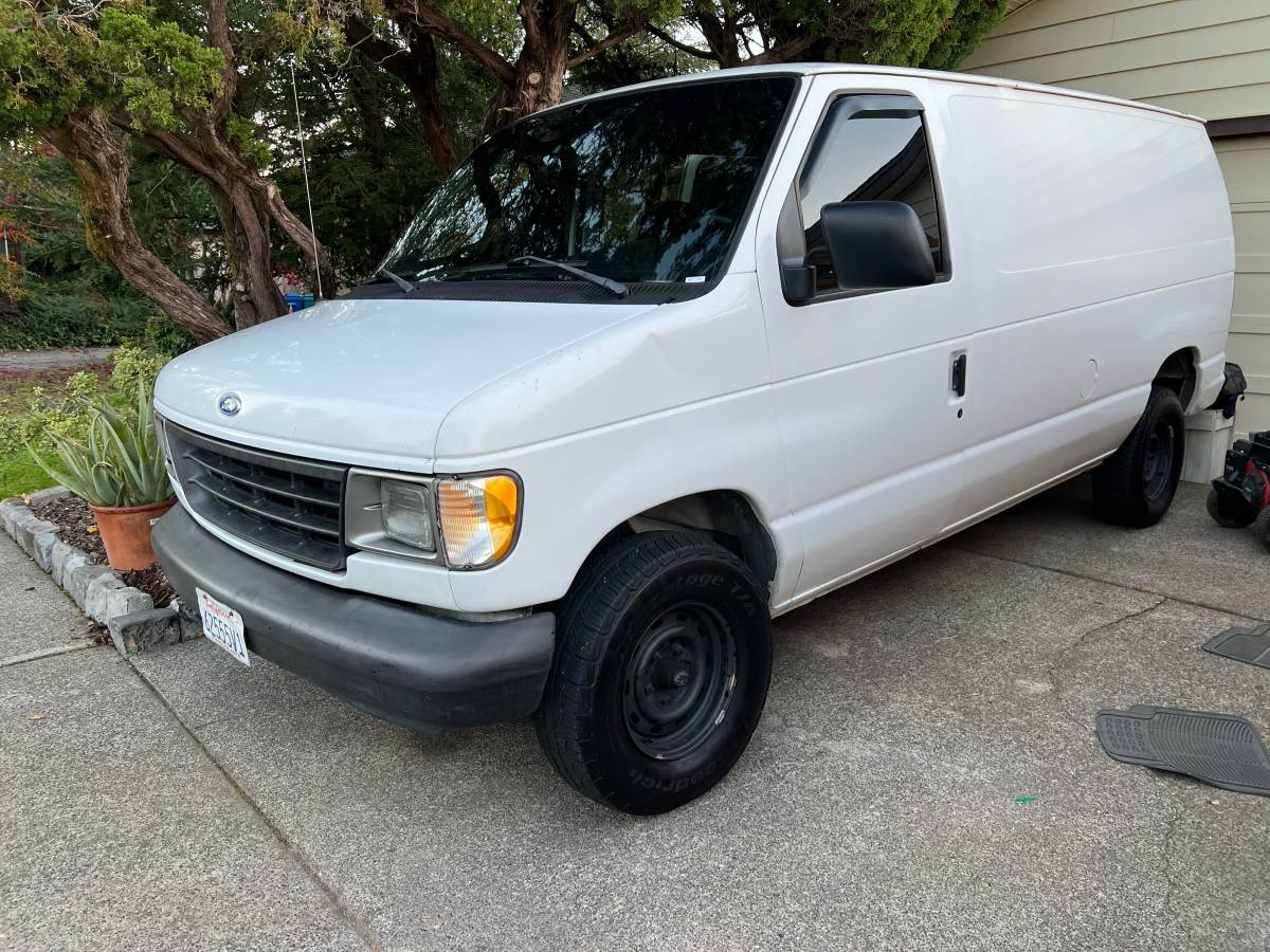 Ford-econoline-e150-cargo-van-1995-white-7