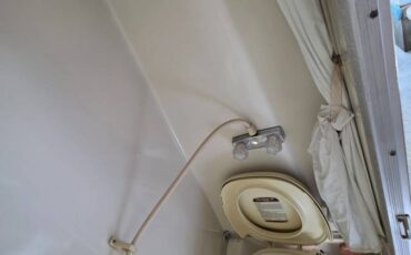 Ford-econoline-e350-1986-white-19