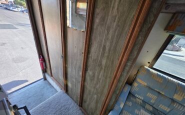 Ford-econoline-e350-1986-white-5