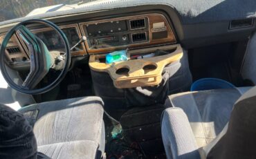 Ford-econoline-e350-1991-custom-6
