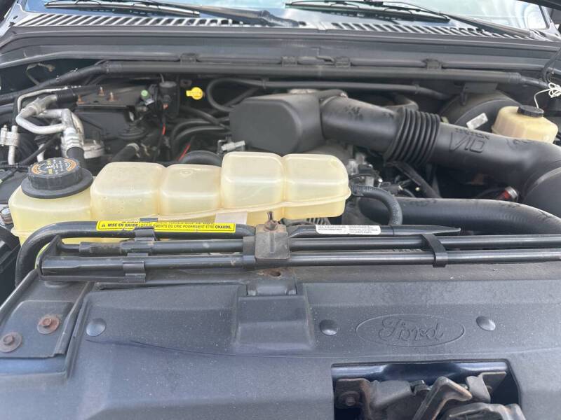 Ford-excursion-xlt-2000-blue-13