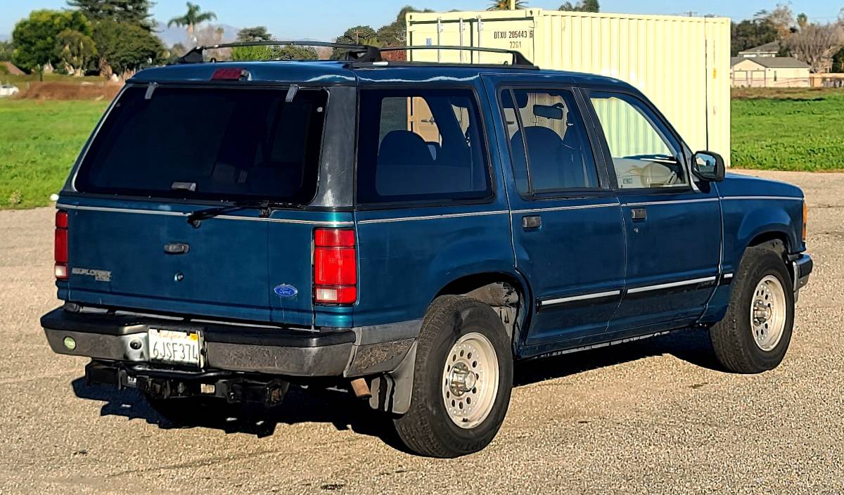 Ford-explorer-1993-blue-1