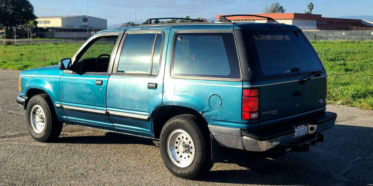 Ford-explorer-1993-blue-2