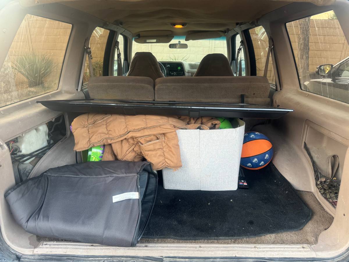 Ford-explorer-1994-black-15