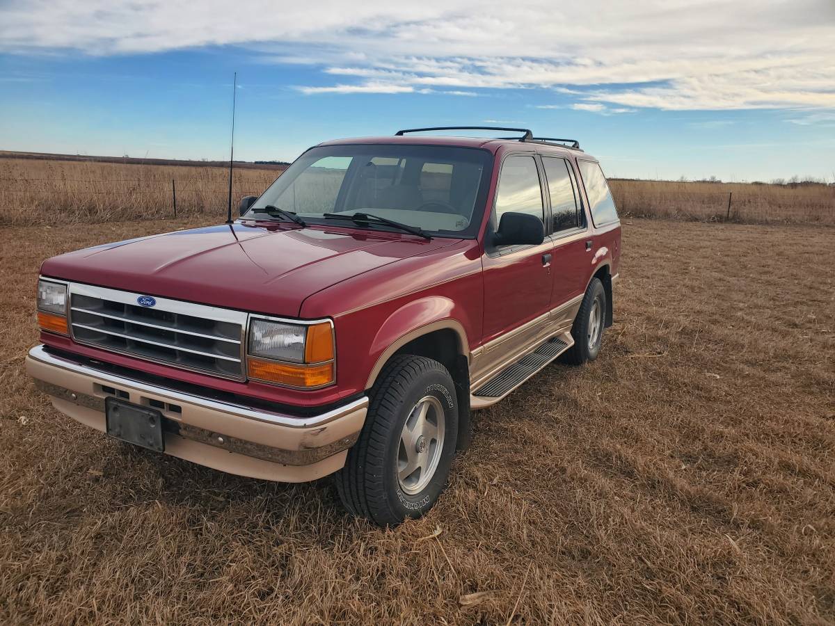 Ford-explorer-1994-red-1