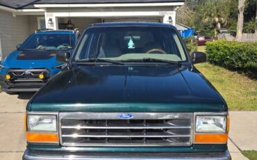 Ford-explorer-xlt-1992-green-1