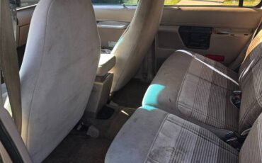 Ford-explorer-xlt-1992-green-15