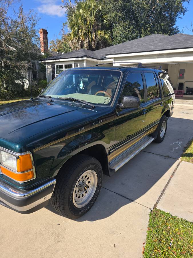 Ford-explorer-xlt-1992-green-6