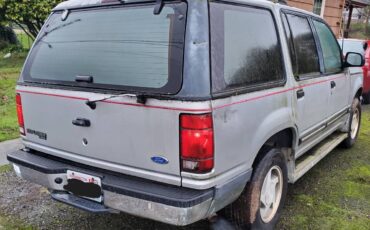Ford-explorer-xlt-1992-silver-6