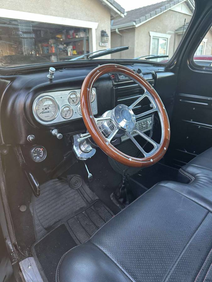 Ford-f-1-1951-black-2