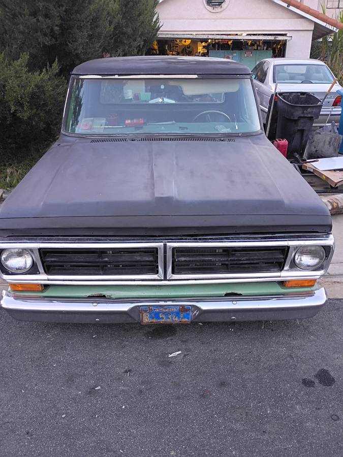 Ford-f-100-1972-custom-2