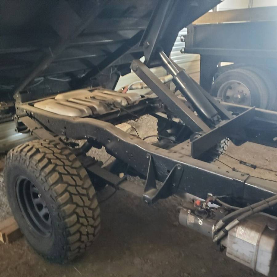 Ford-f-150-1979-brown-2