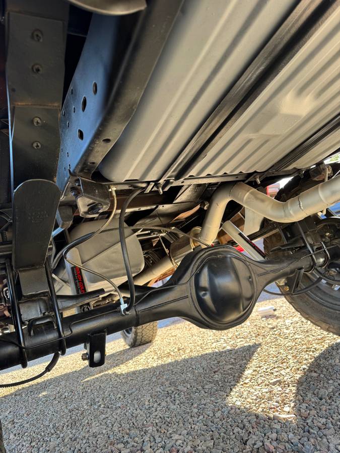 Ford-f-150-1982-red-11