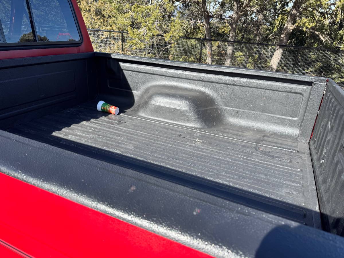 Ford-f-150-1982-red-13