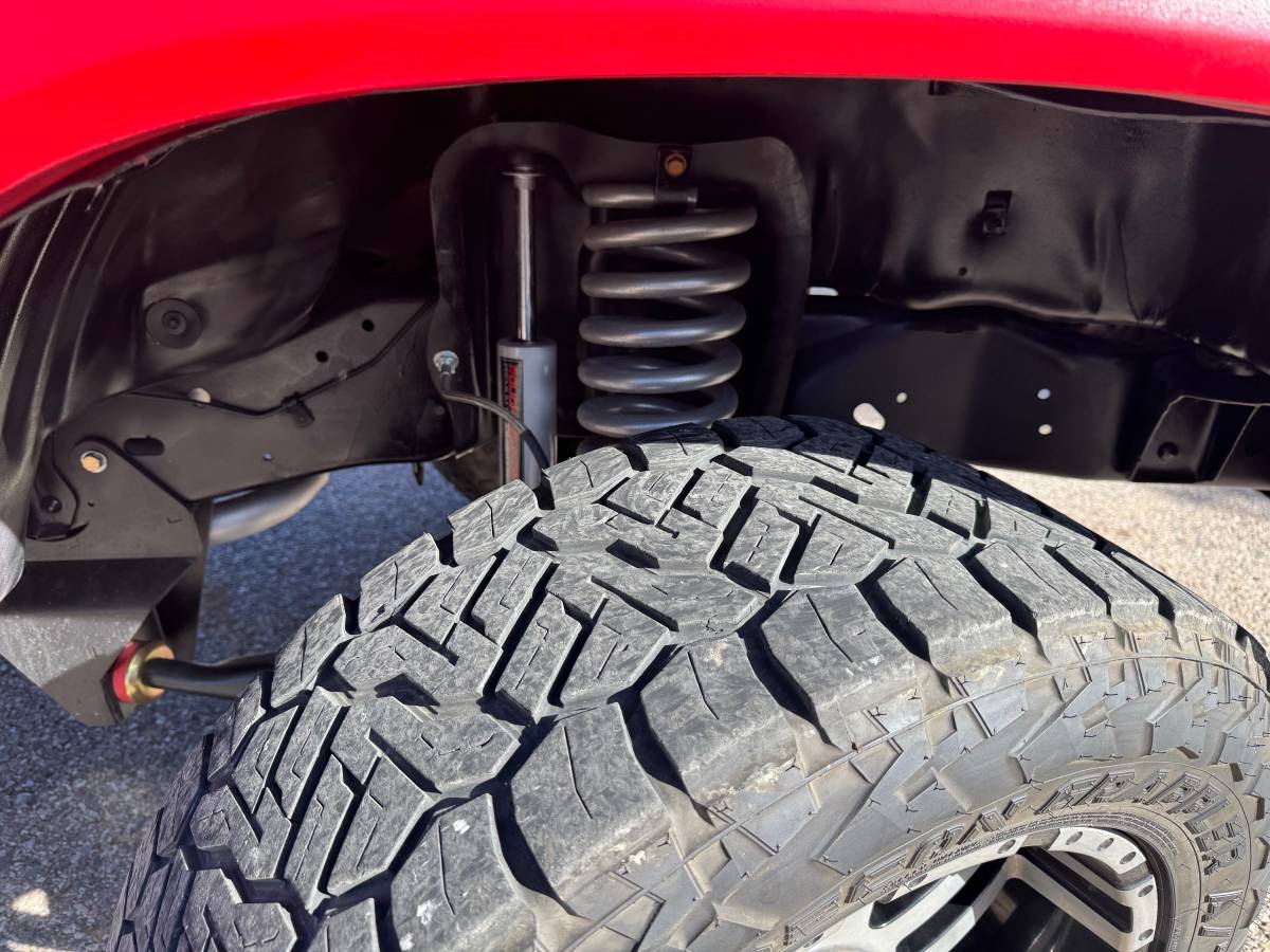 Ford-f-150-1982-red-5