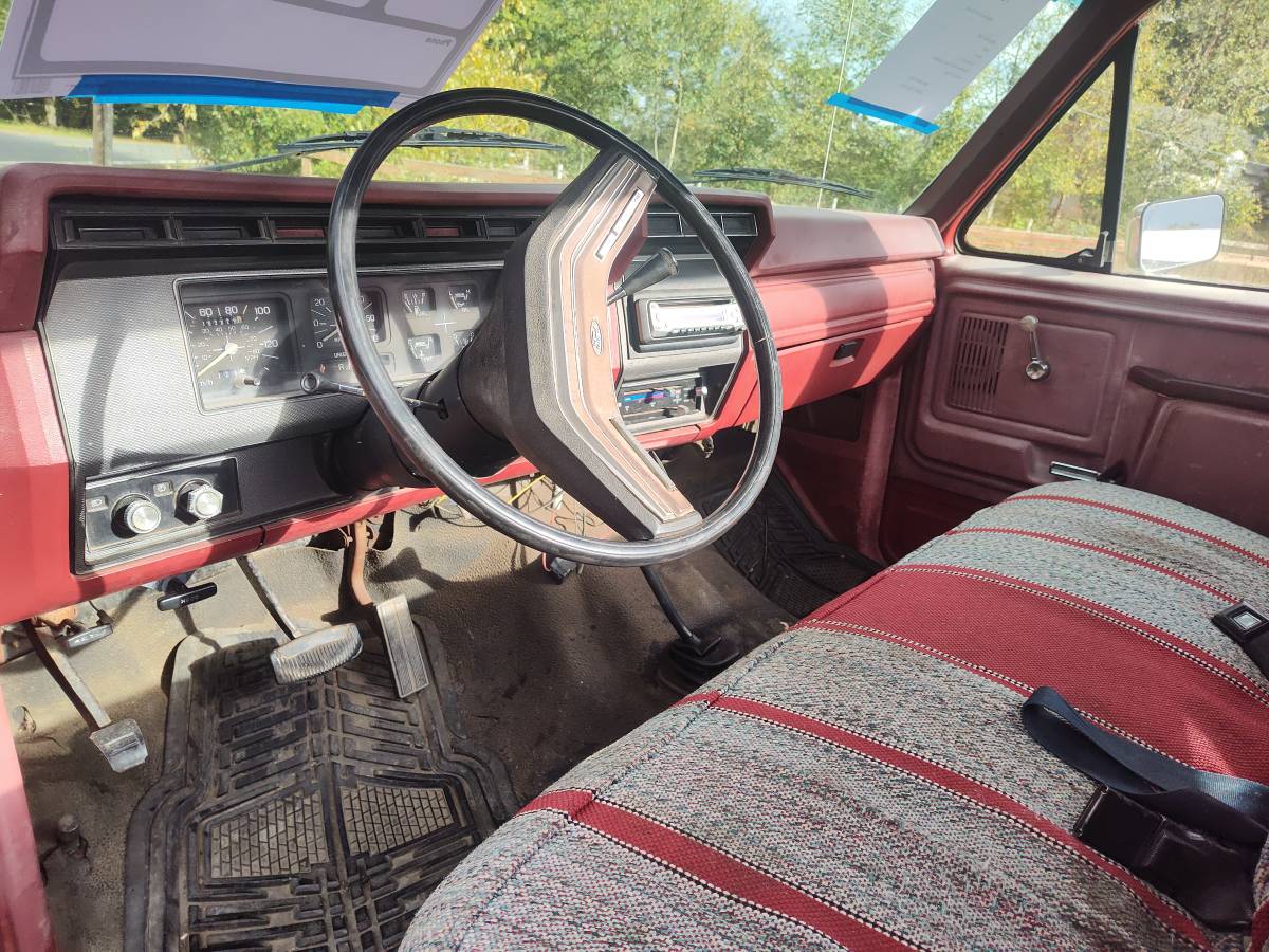 Ford-f-150-1984-1