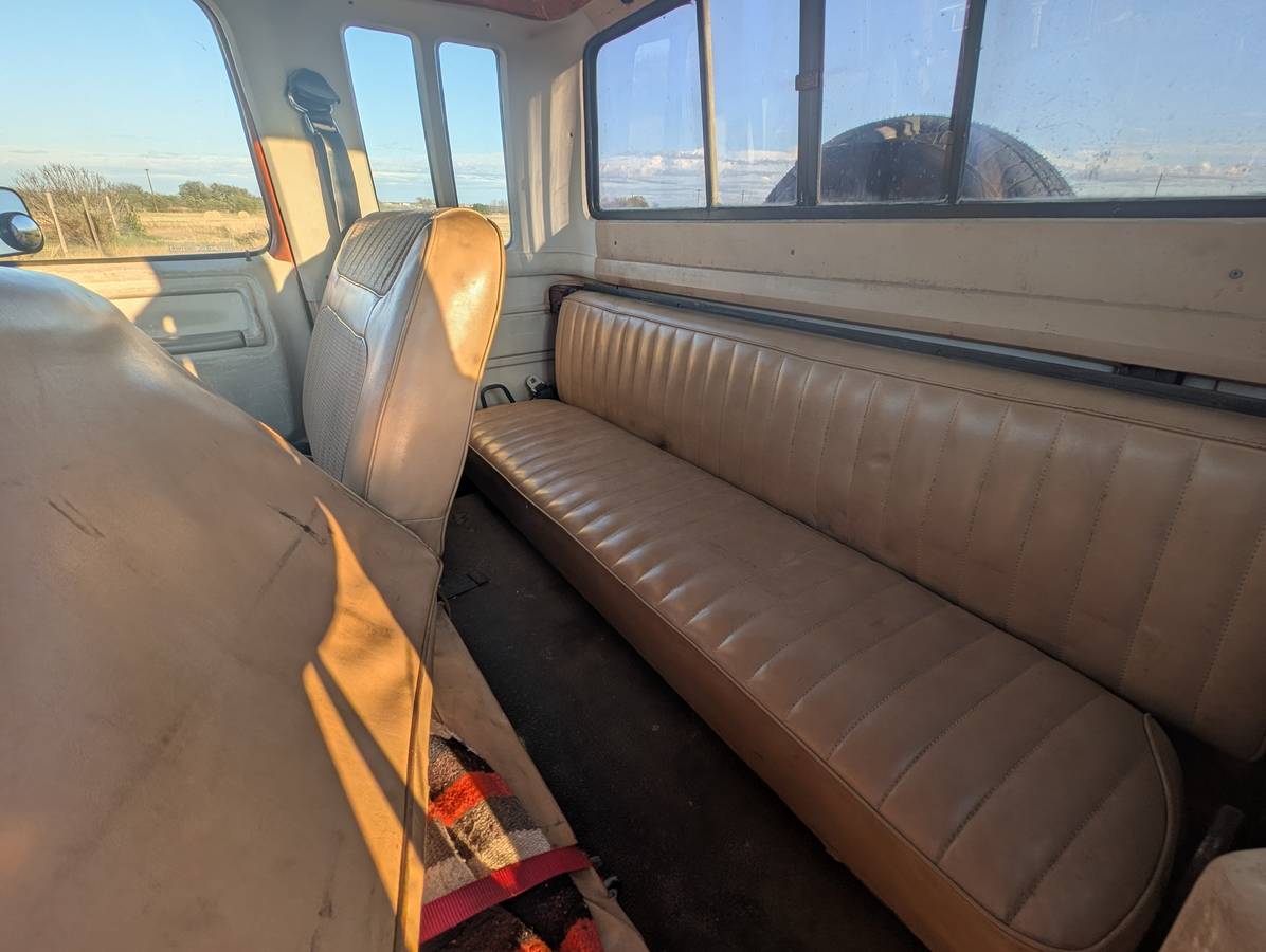 Ford-f-150-1984-brown-5