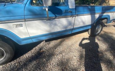 Ford-f-150-1985-blue-10