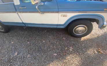 Ford-f-150-1985-blue-2