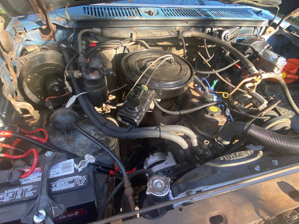 Ford-f-150-1985-blue-4