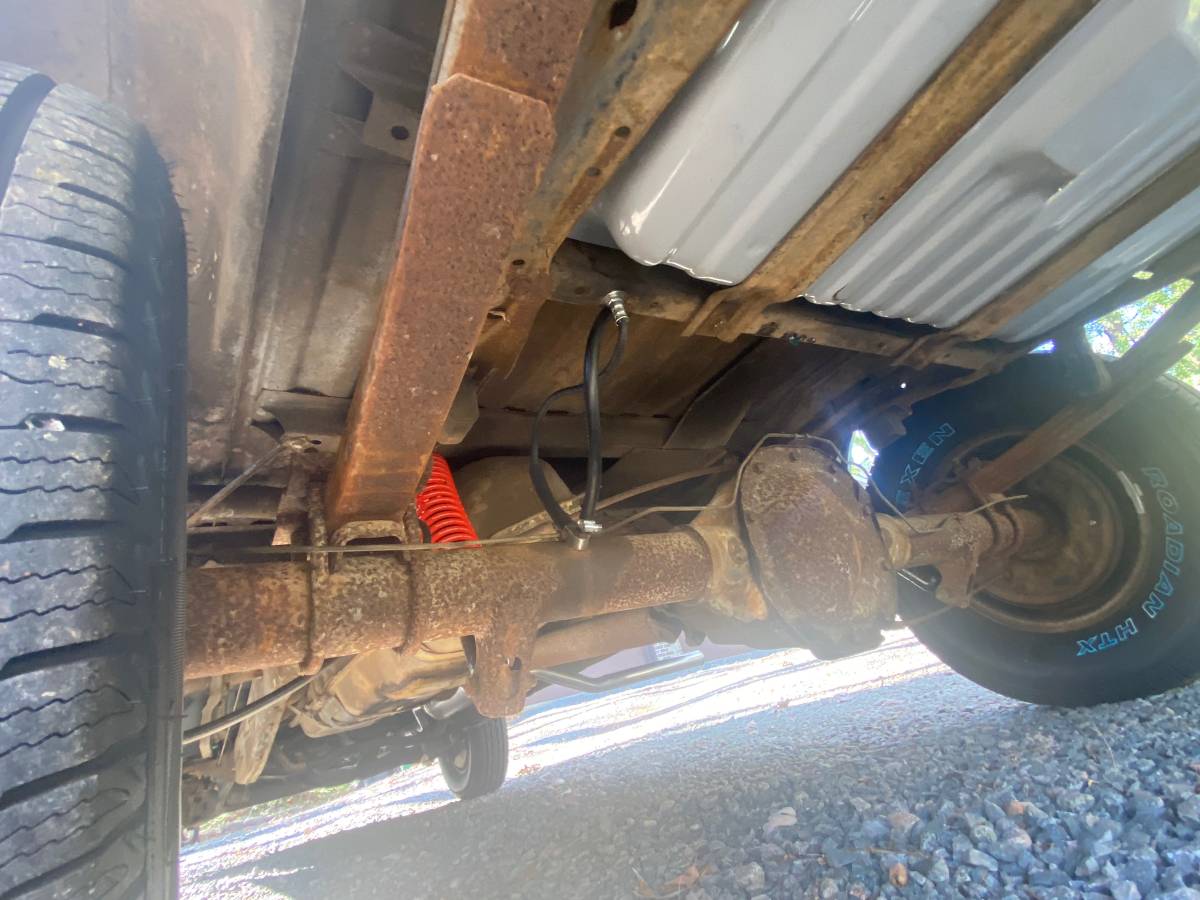 Ford-f-150-1985-blue-9