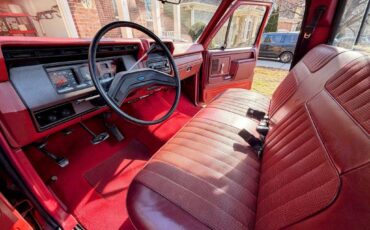 Ford-f-150-1985-red-11