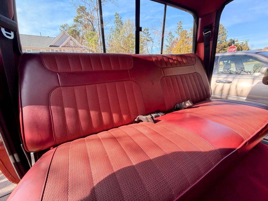 Ford-f-150-1985-red-13