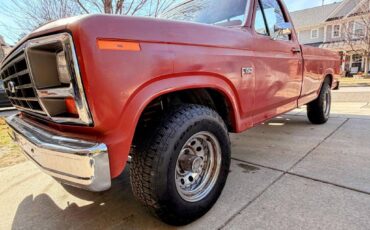 Ford-f-150-1985-red-4