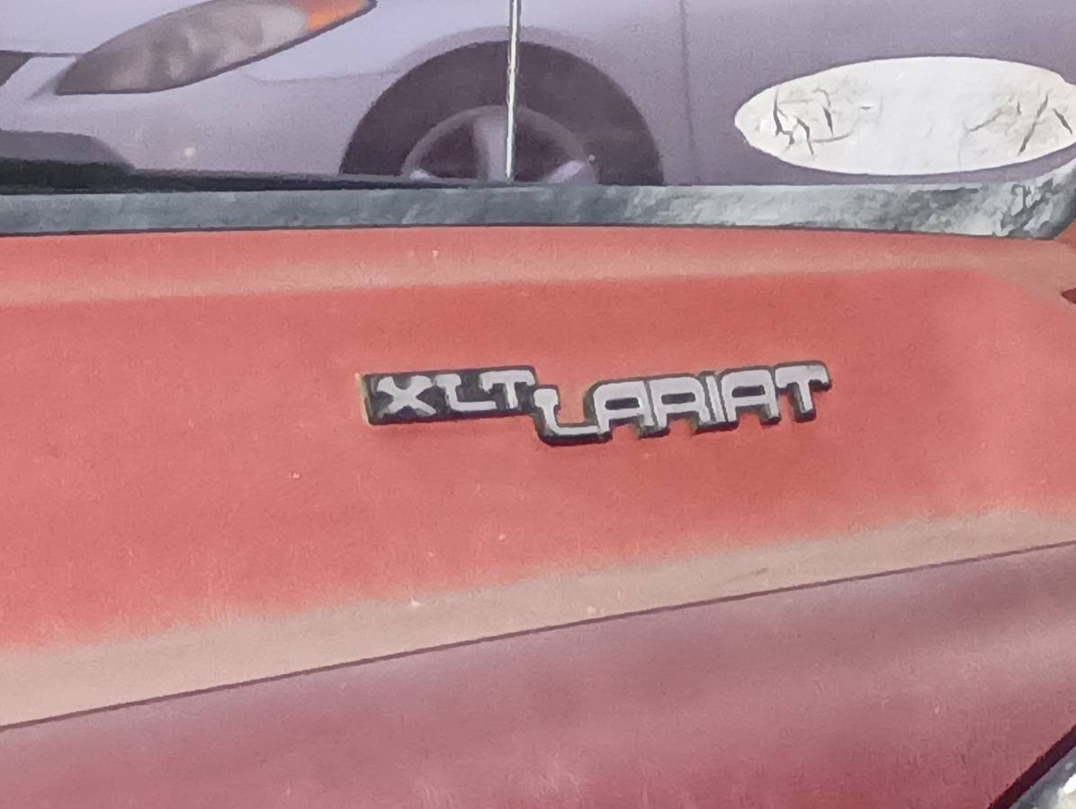 Ford-f-150-1990-white-10