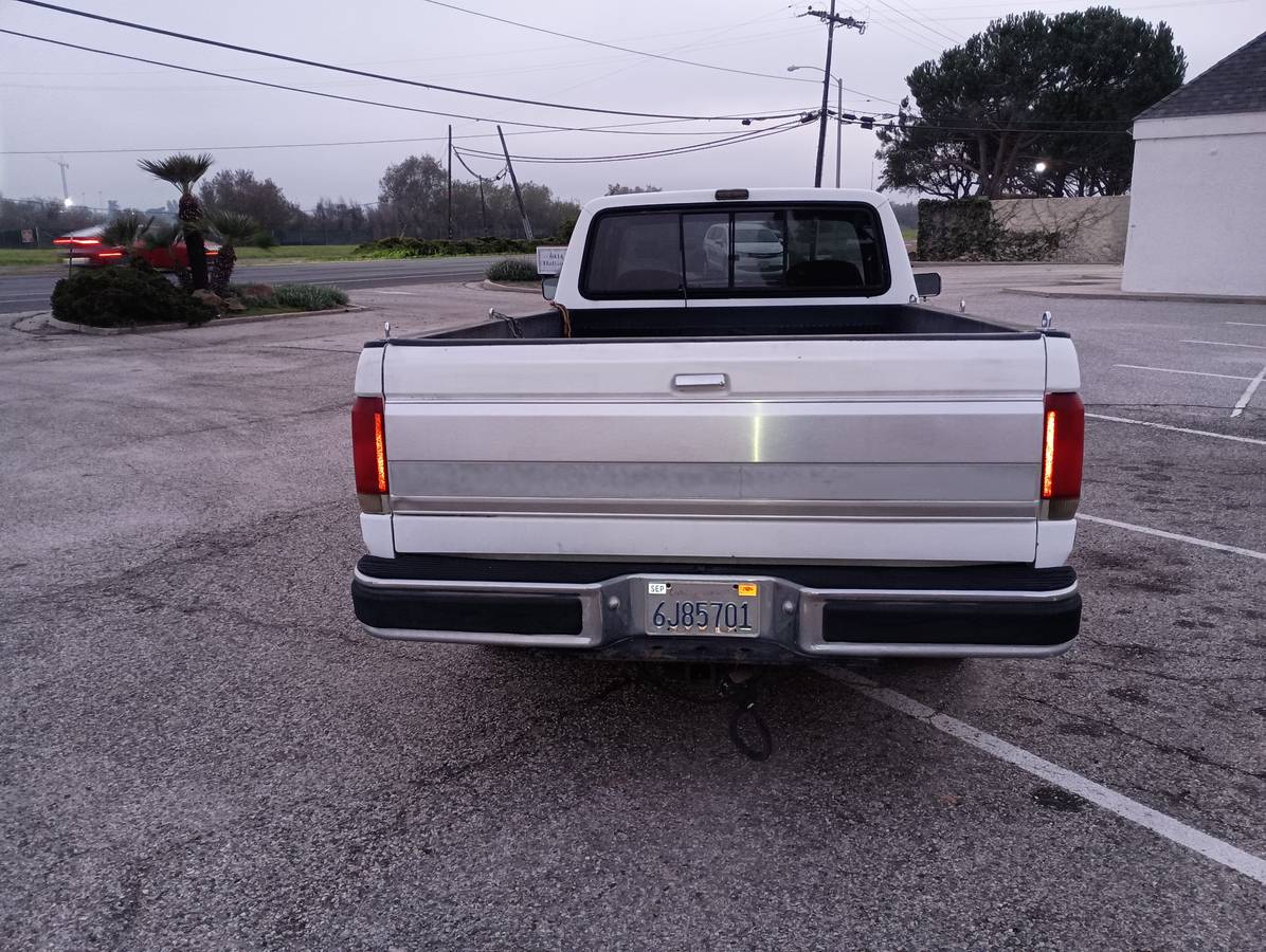 Ford-f-150-1990-white-8
