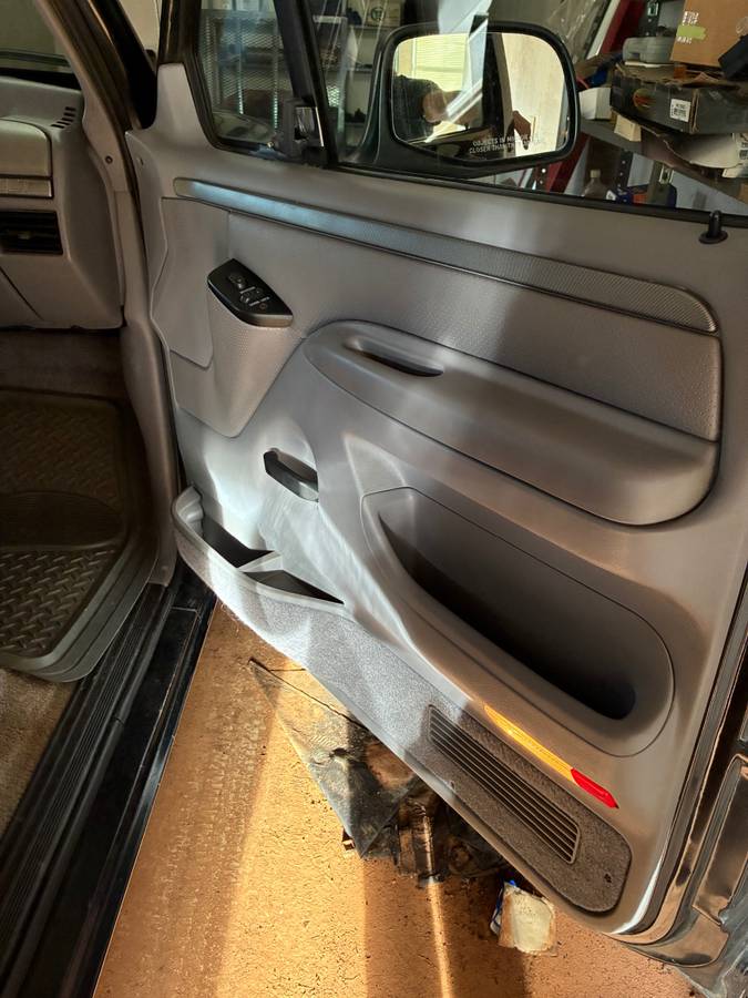 Ford-f-150-1994-black-6