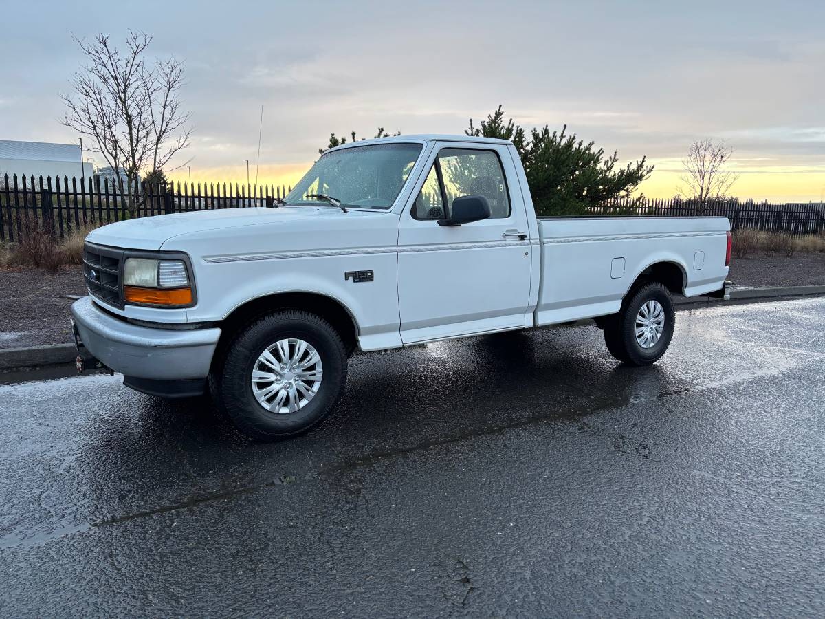 Ford-f-150-1996-white-1