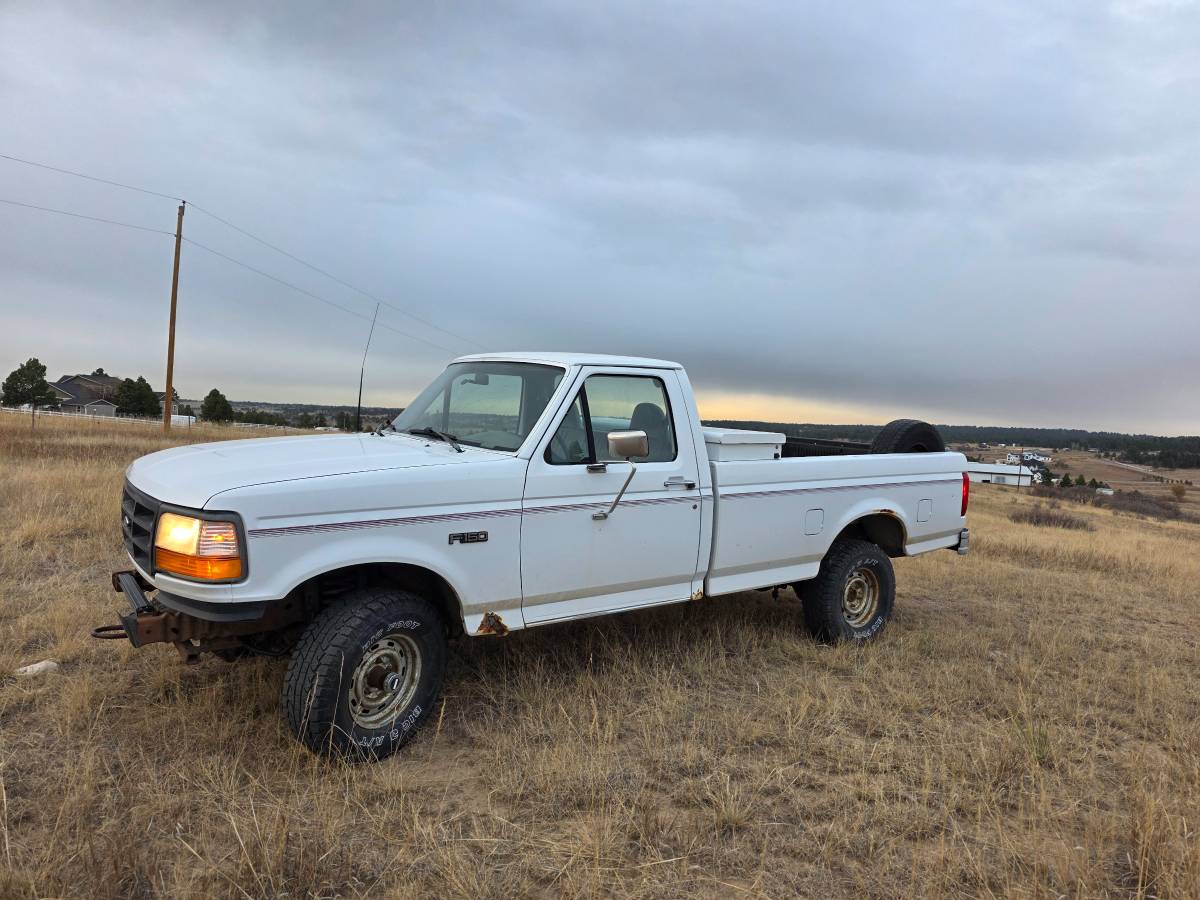 Ford-f-150-1996-white-2