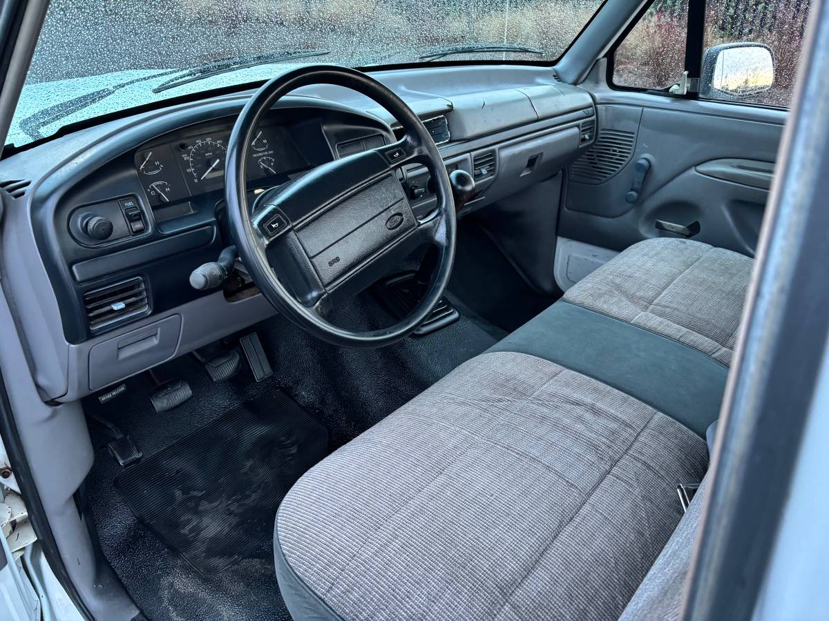 Ford-f-150-1996-white-5